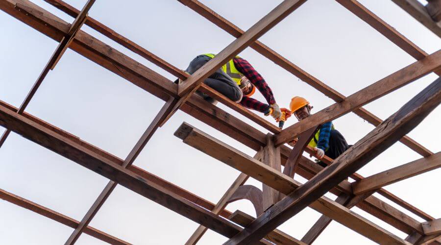 Professional gutter cleaning services in Ayrshire, IA